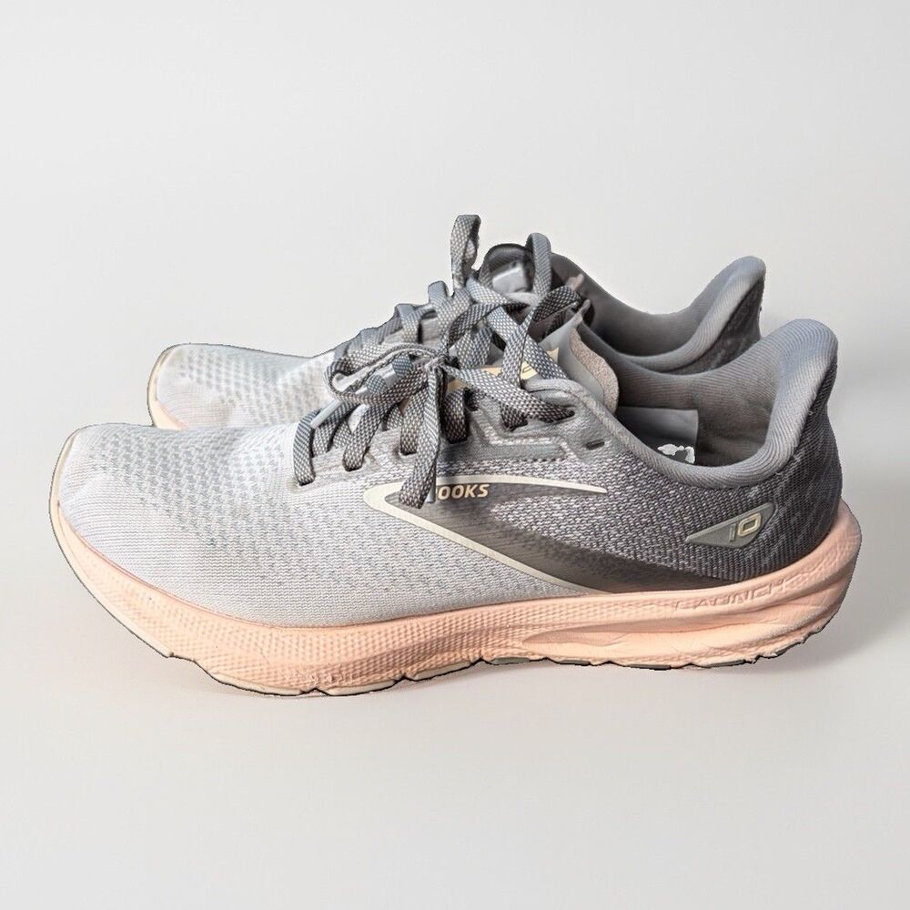 Brooks Launch 10 Womens Running Shoes Size 8.5 Gray Peach Pink Sneaker